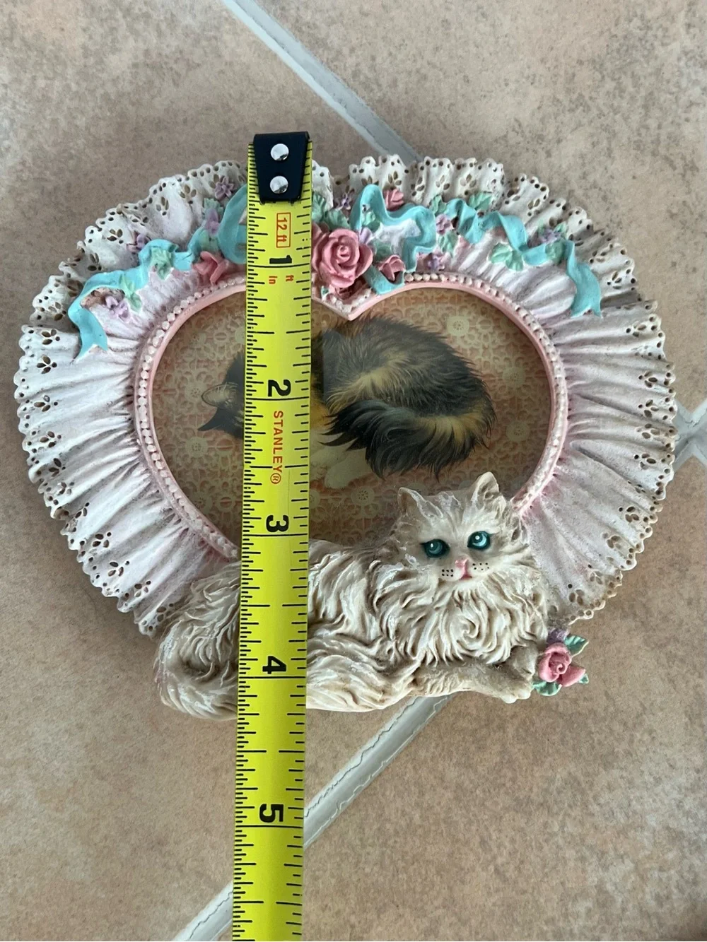 Vintage 1990 Leslie Anne Ivory Miniature Small Cat Picture Frame